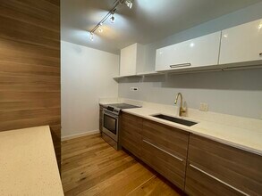 50 Longwood Ave in Brookline, MA - Building Photo - Building Photo