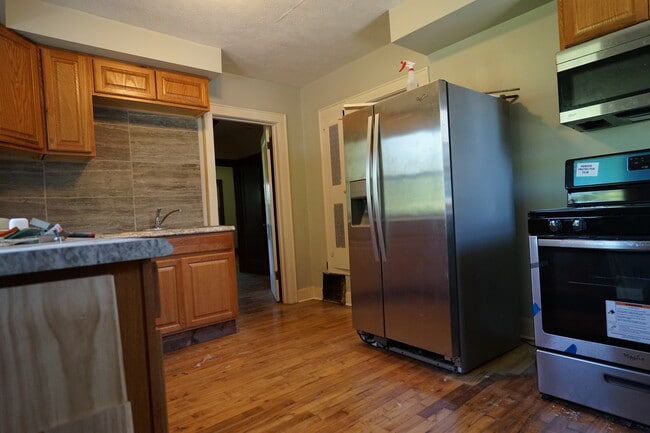 property at 1652 Ethel Ave