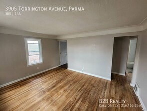 3905 Torrington Ave in Parma, OH - Building Photo - Building Photo