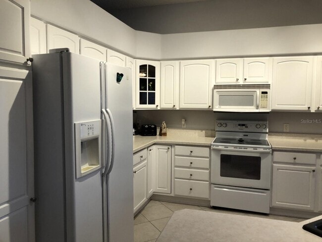 119 Costa Mesa Dr in Lady Lake, FL - Building Photo - Building Photo