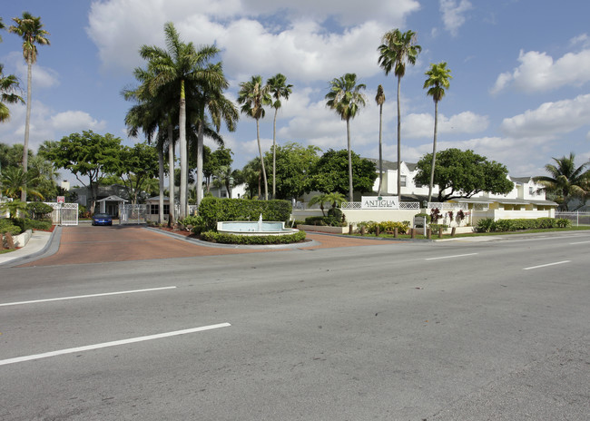 Antigua at Country Club of Miami