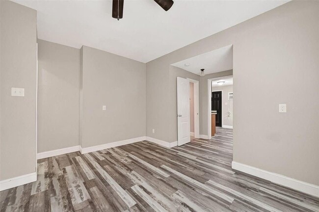 property at 1511 Scharpe St