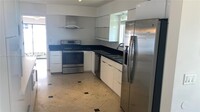 21220 NE 25th Ct in Miami, FL - Foto de edificio - Building Photo