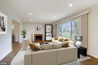 4503 Traymore St in Bethesda, MD - Building Photo - Building Photo