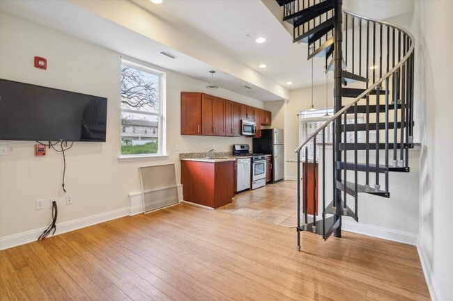 property at 1955 N 18th St