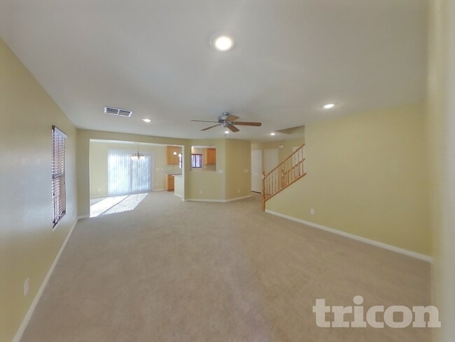 10743 Iona Island Ave in Las Vegas, NV - Building Photo - Building Photo