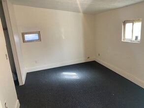 1192 Harpster Ave in Akron, OH - Building Photo - Building Photo