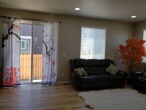 17193 E Springfield Ct in Parker, CO - Building Photo - Building Photo
