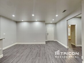 1900 Carrington Dr in Glenn Heights, TX - Building Photo - Building Photo