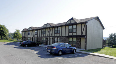 Carriage Hill in Clinton, TN - Building Photo - Building Photo