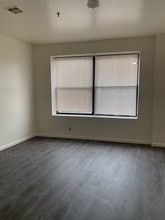 227 Park Ave, Unit 4A in East Orange, NJ - Building Photo - Building Photo