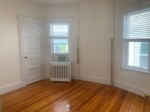 52 Percival St, Unit 1 in Boston, MA - Building Photo - Building Photo