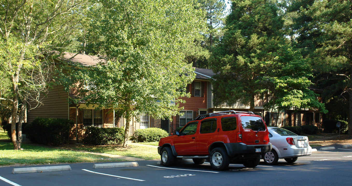 6132-6158 Johnsdale Rd in Raleigh, NC - Building Photo