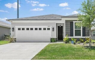 2893 Farmall Dr in Jacksonville, FL - Building Photo