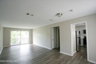 1716 El Camino Rd in Jacksonville, FL - Building Photo - Building Photo