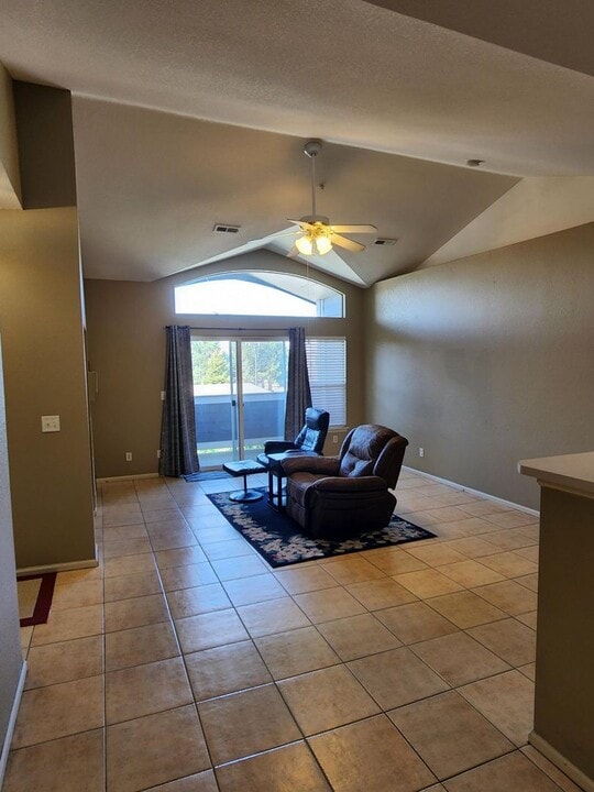 14353 E 1st Dr in Aurora, CO - Building Photo