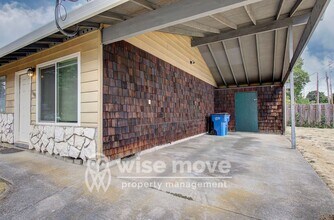 1801 Lincoln Ave in Vancouver, WA - Building Photo - Building Photo