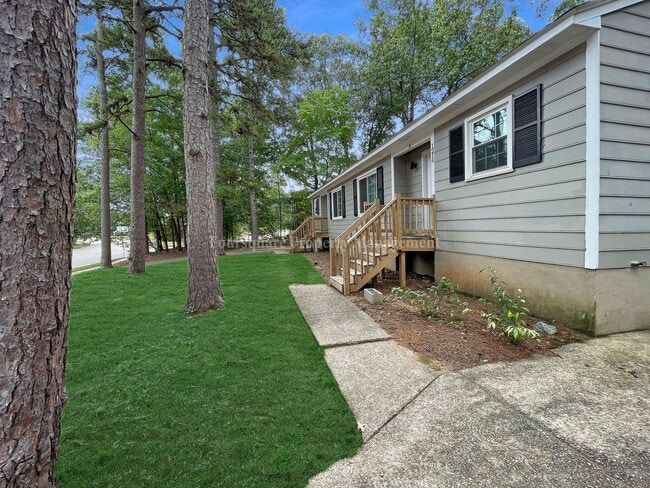 property at 1216 Athens Dr