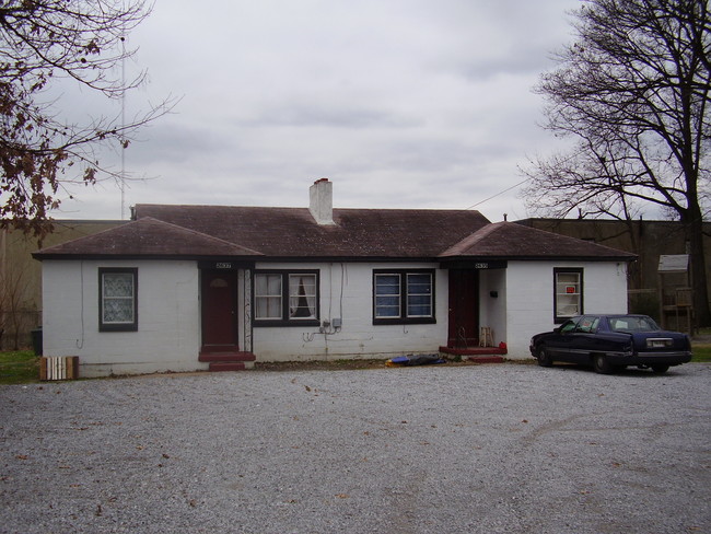 Tutwiler Court in Memphis, TN - Building Photo - Building Photo