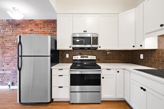 5236 Waterman Blvd, Unit C in St. Louis, MO - Building Photo - Building Photo