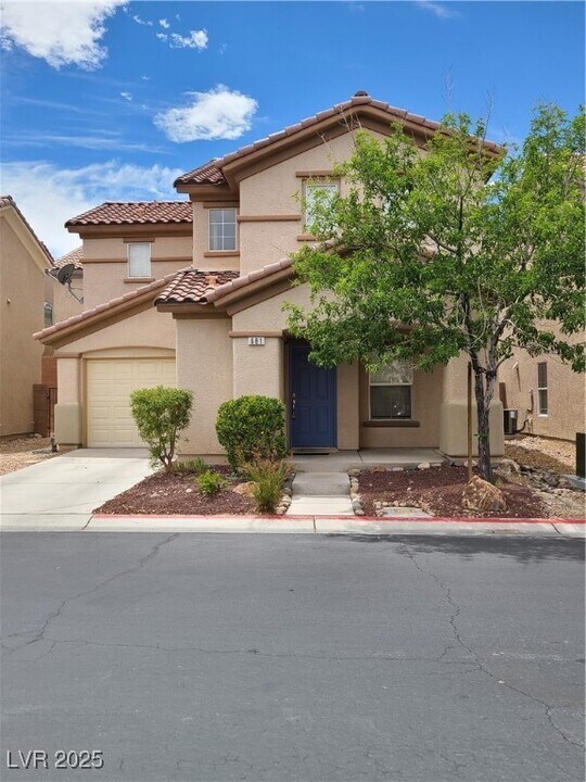 681 Wallington Estate St in Las Vegas, NV - Building Photo