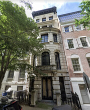 14 E 82nd St in New York, NY - Building Photo - Building Photo