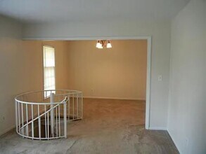 818 W Santa Fe Trail in Kansas City, MO - Building Photo - Building Photo