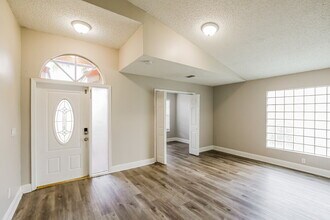 18200 SW 6th St in Pembroke Pines, FL - Building Photo - Building Photo