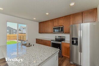 6943 Akela Ln in Colorado Springs, CO - Foto de edificio - Building Photo