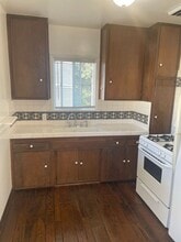 332 N La Peer Dr in Beverly Hills, CA - Building Photo - Building Photo