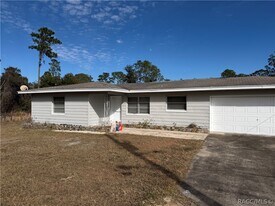 4333 S Rainbow Dr in Inverness, FL - Building Photo