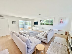 258 Alpine St in San Rafael, CA - Building Photo - Building Photo
