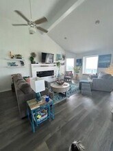 17609 Termini-San Luis Pass Rd in Galveston, TX - Building Photo - Building Photo