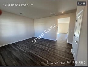 1408 Heron Pond St in Raleigh, NC - Building Photo - Building Photo