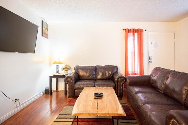1225 Elizabeth Ave