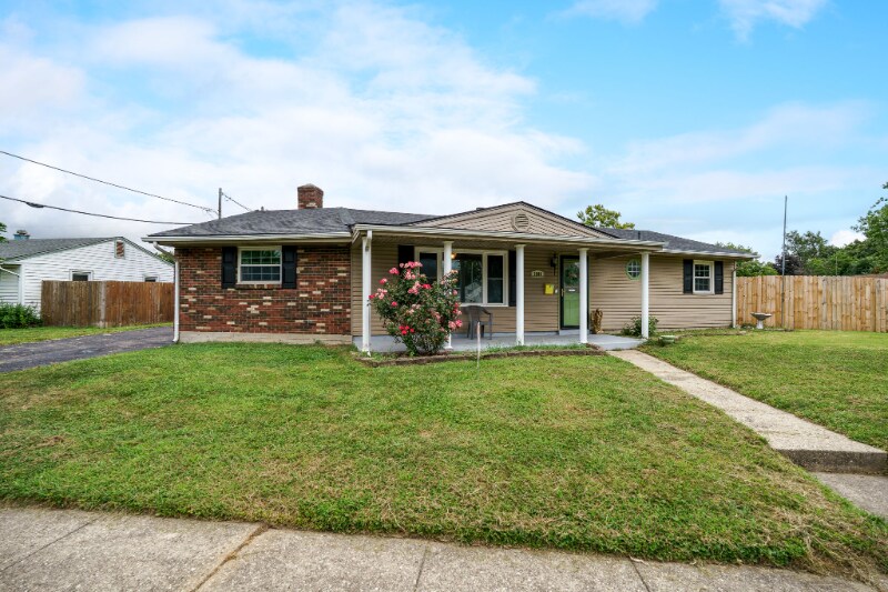 3900 Montevideo Dr in Dayton, OH - Building Photo