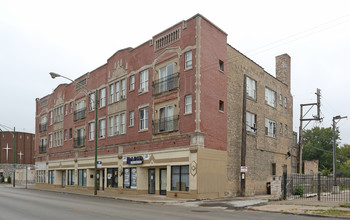 5833-5845 W Division St in Chicago, IL - Building Photo - Building Photo