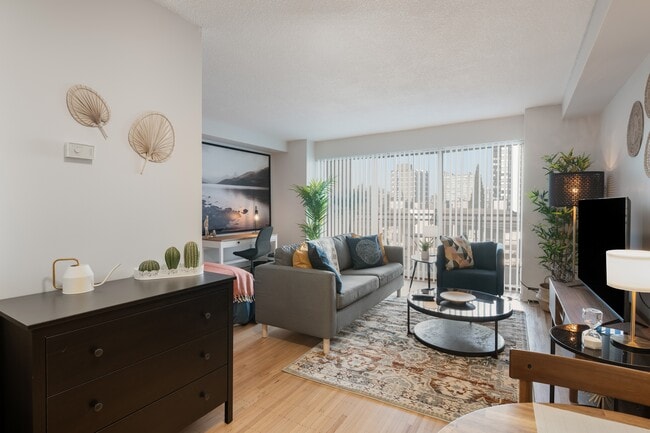 840 Broughton St in Vancouver, BC - Building Photo - Building Photo