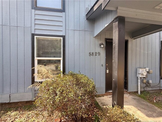 property at 5829 Aftonshire Dr