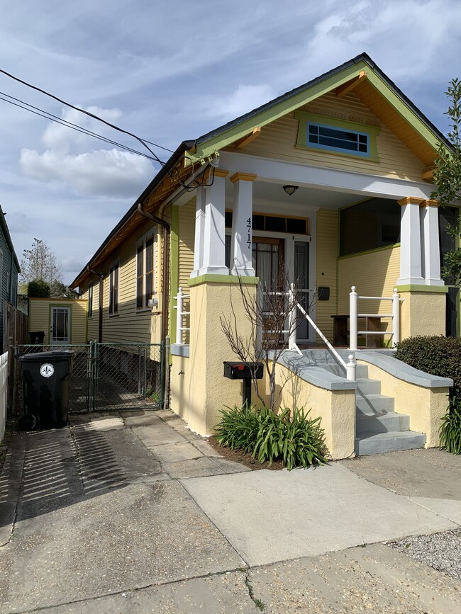 property at 4719 Laurel St