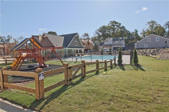426 Suwanee Pk Ter in Suwanee, GA - Building Photo - Building Photo