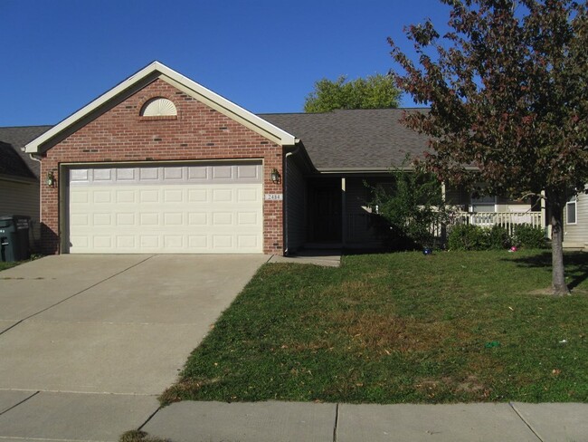 2484 Hopkins Dr in West Lafayette, IN - Building Photo - Building Photo