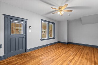 4040 Shreve Ave in St. Louis, MO - Building Photo - Building Photo