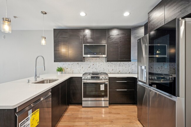 property at 1524 N 2nd St
