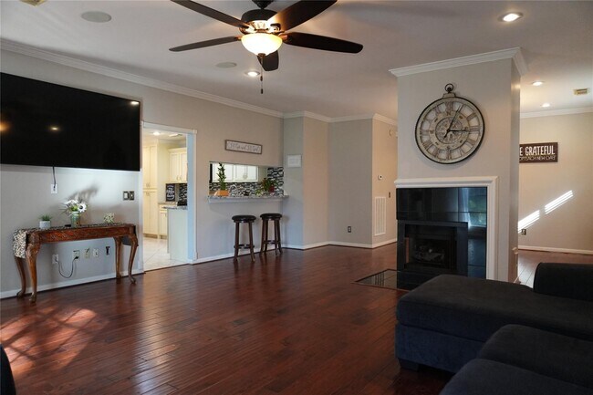 3338 Eagle Ridge Way in Houston, TX - Foto de edificio - Building Photo