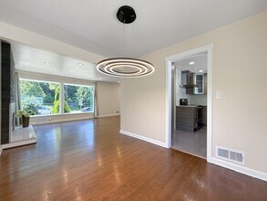 1618 S Spokane St in Seattle, WA - Building Photo - Building Photo