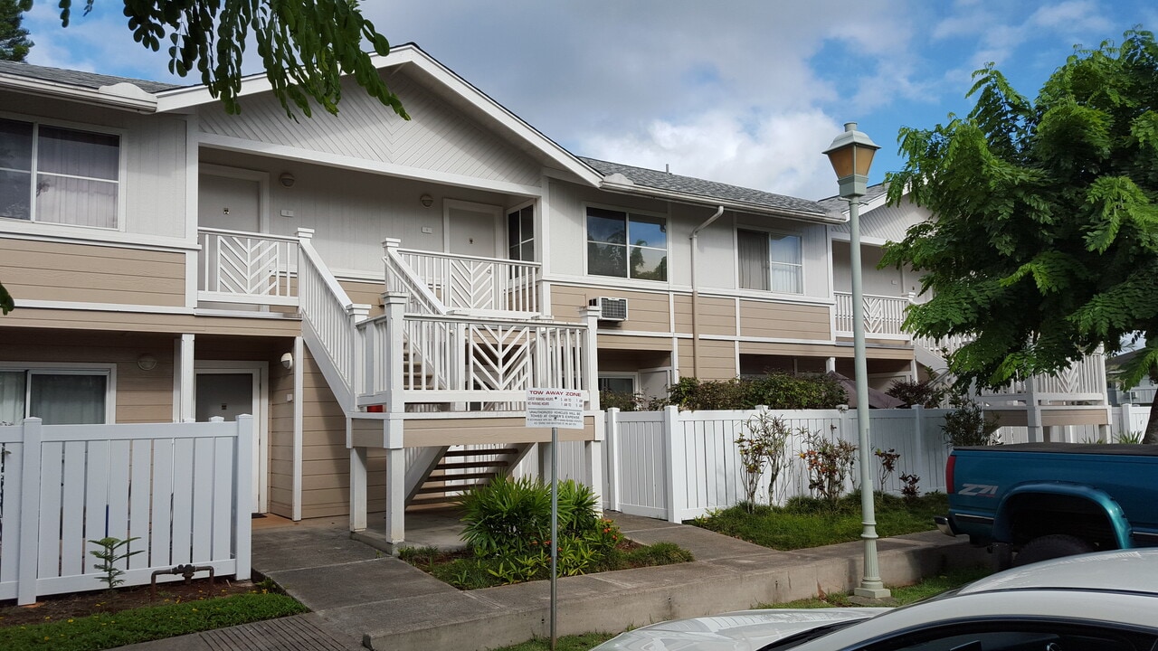 95-1001 Kaapeha St, Unit #5 in Mililani, HI - Building Photo