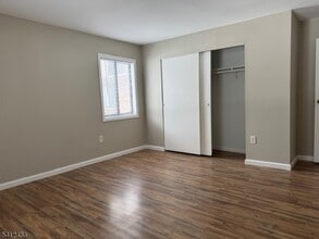 3331 NJ-94 in Hamburg, NJ - Foto de edificio - Building Photo