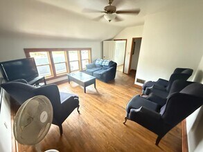 2482 Bangs St in Marinette, WI - Building Photo - Building Photo