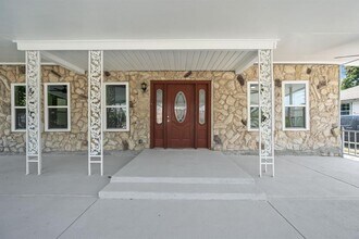1 Greenwood St in Houston, TX - Building Photo - Building Photo